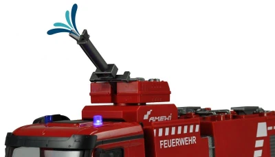 Amewi RC hasičský vůz Mercedes-Benz Arocs 1:18 s funkční stříkačkou + sleva 200,- na příslušenství