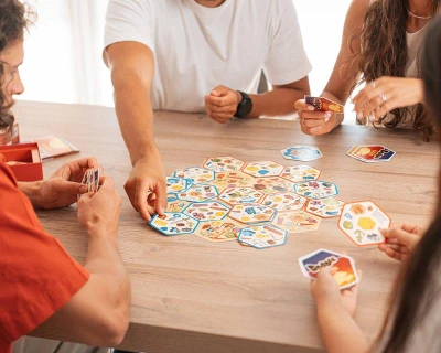 Asmodee Hra postřehová Dobble Catan CZ (společenská hra)