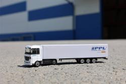 Auto kamion PPL Přeprava zásilek tahač kovový s návěsem volný chod