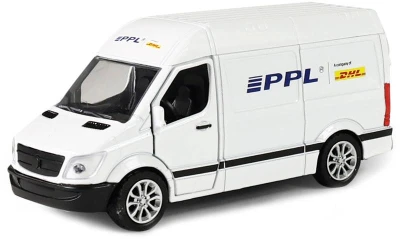 Auto kovová dodávka přepravní společnost PPL zpětný chod