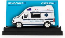 Auto sanitka Ostrava kovová ambulance volný chod v plastovém boxu