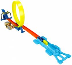 Autodráha s loopingem akční herní set s kovovým autíčkem a překážkami