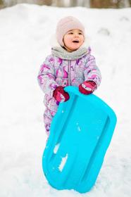 Boby dětské malé plastové 63x36cm na sníh 3 barvy