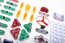 Boffin I. 300 Elektronická stavebnice 300 projektů 60 součástek na baterie