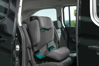 Britax Autosedačka Discovery Plus Space Black