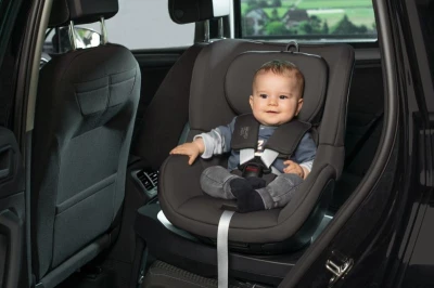 Britax Autosedačka Dualfix Plus Night Blue