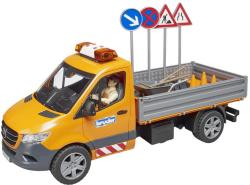 Bruder 02677 Auto Mercedes Benz Sprinter silničáři s doplňky na baterie Světlo Zvuk