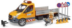 Bruder 02677 Auto Mercedes Benz Sprinter silničáři s doplňky na baterie Světlo Zvuk