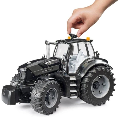 Bruder 03162 Traktor Deutz-Fahr 8280 TTV Warrior černý model plast