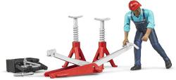 Bruder 62100 Figurka mechanik 11cm tmavá pleť set s doplňky plast