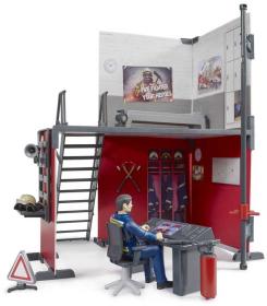 Bruder 62702 Hasičská stanice herní set s figurkou hasiče plast