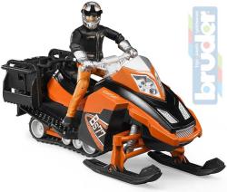 Bruder 63101 Model 1:16 sněžný skútr 21cm set s řidičem plast