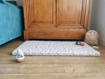 Candide Cestovní rolovací matrace Rolled 60x120x4 cm Terazzo