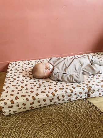 Candide Skládací dětská hrací matrace polstrovaná 3v1 Leopard