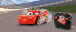 Dickie RC Auto Blesk McQueen na vysílačku 2,4GHz na baterie Auta 3 (Cars)