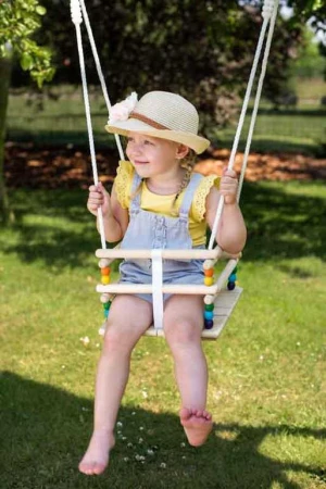 DŘEVO Baby houpačka závěsná se zábranou natur duhová pro nejmenší