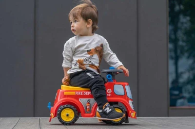 Falk Baby odstrkovadlo auto hasiči odrážedlo s klaksonem otevírací sedátko