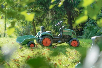 Falk šlapací traktor FARM LANDER 2054L s přívěsem - zelený