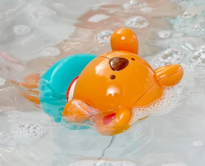 Hape Medvídek baby plavací do vany natahovací zvířátko do vody