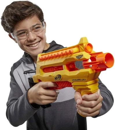 Hasbro NERF Alpha Strike veľký žltý herný set 4 detské blastery + 20 šípok