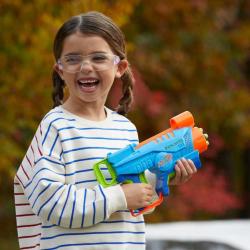 Hasbro NERF ELITE JR Explorer set blaster + 8 šipek