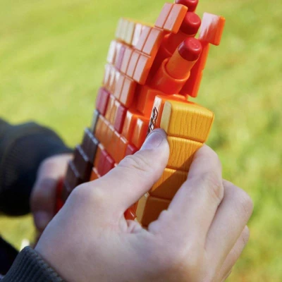 Hasbro NERF Minecraft Firebrand set blaster sekera + 6 šípok Elite