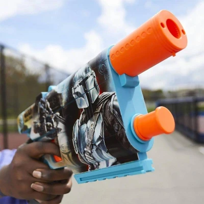 Hasbro NERF Star Wars The Mandalorian pistole set blaster + 12 šipek