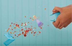 Hasbro Překvapení v ledu figurka Frozen (Ledové Království) se třpytkami