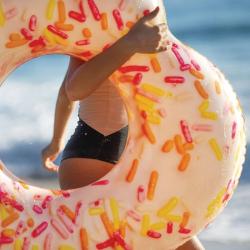 Intex Kruh nafukovací donut srdce 104cm plavací kolo do vody 56253