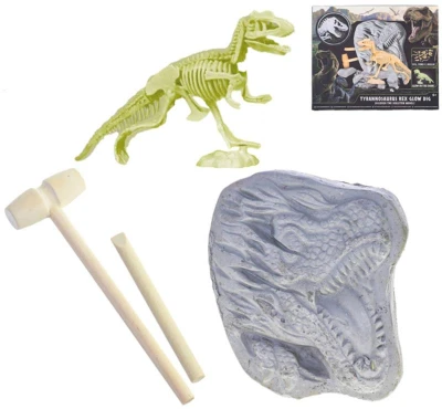 Jurský svet malý paleontológ set na tesanie kostry T-Rexa svieti v tme Jurský svet malý paleontológ set na tesanie kostry T-Rexa svieti v tme