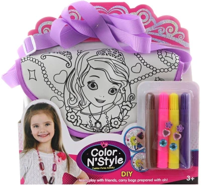 Kabelka malovací vybarvovací princezna kreativní set s fixami Kabelka malovací vybarvovací princezna kreativní set s fixami