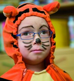 KARNEVAL Barvy obličejové set 6ks v tužce (karnevalový doplněk)