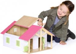 Kids globe Stáj pro koně s dílnou 1:24 DŘEVĚNÁ (stavebnice)