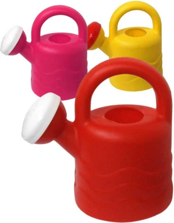 Konvička dětská plastová 16cm 0,6l s růžicí různé barvy Konvička dětská plastová 16cm 0,6l s růžicí různé barvy