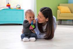 Lamaze Baby kousátko svazek ovoce 3ks plast pro miminko