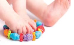 Lamaze Kousací baby korálky barevné kousátko pro miminko