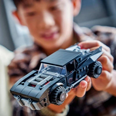 Lego DC BATMAN Batmobil 76332 (stavebnice)