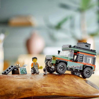 Lego CITY Terénní horské nákladní auto 4x4 60447 (stavebnice)