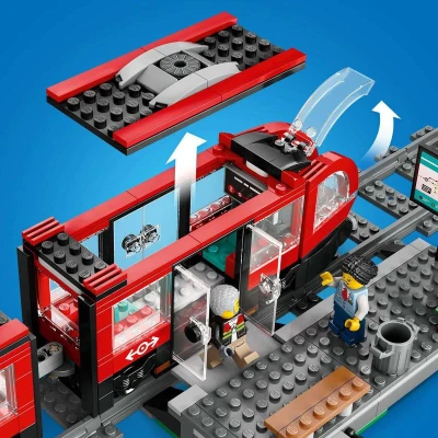 Lego CITY Tramvaj a zastávka v centru města 60423 (stavebnice)
