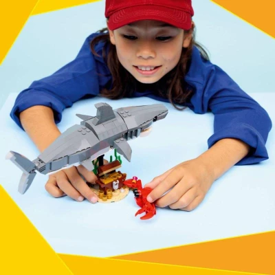 Lego CREATOR Divoký žralok a truhla s pokladem 3v1 31381 (stavebnice)