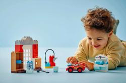Lego DUPLO Cars: McQueen v garáži 10456 (stavebnice)