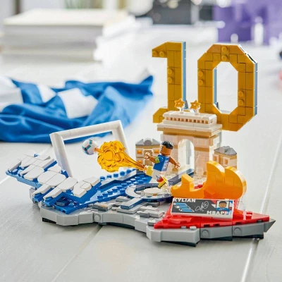 Lego EDITIONS Kylian Mbappé Hviezdne momenty futbalu 43013 (stavebnica)