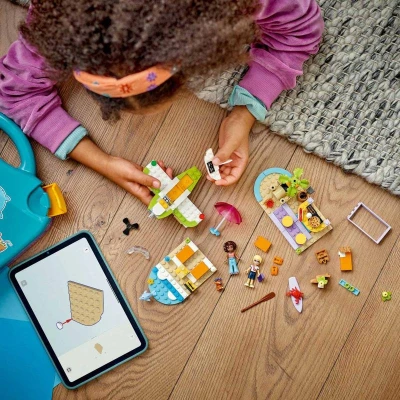 Lego FRIENDS Kreativní plážový a cestovní kufřík 42672 (stavebnice)