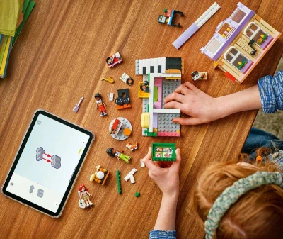 Lego FRIENDS Obchod s hudebninami a byt 42653 (stavebnice)