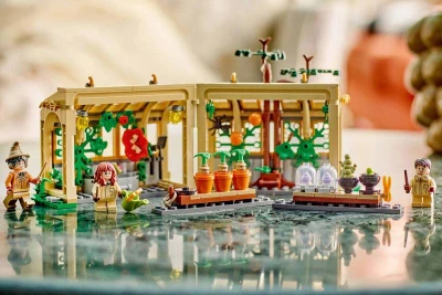 Lego HARRY POTTER Hodina bylinkářství 76445 (stavebnice)
