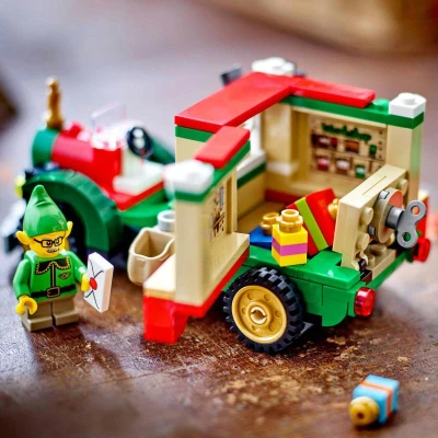 Lego ICONIC Auto Santův kamion 40746 (stavebnice)