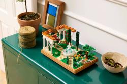 Lego ICONS Zahrada s fontánou 10359 (stavebnice)