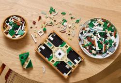 Lego ICONS Zahrada s fontánou 10359 (stavebnice)