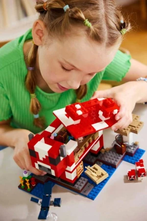 Lego MINECRAFT Krávomůrčí domek 21270 (stavebnice)
