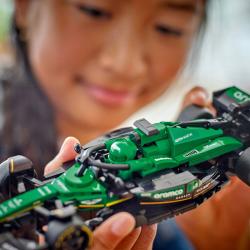 Lego SPEED CHAMPIONS Auto Aston Martin Aramco F1 AMR24 77245 (stavebnice)